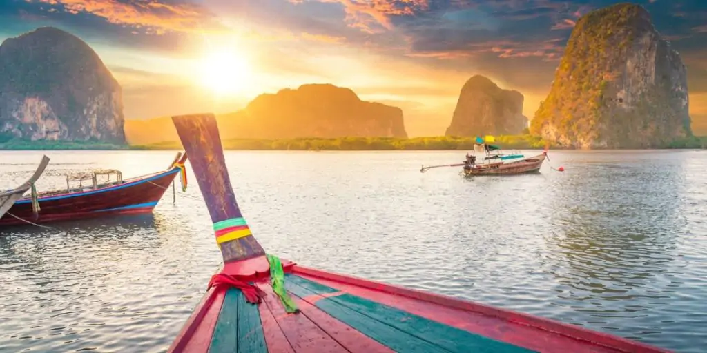 thailand sunset and boats