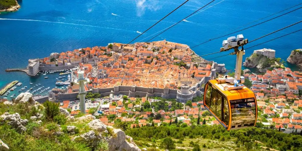 dubrovnik cable car over old town