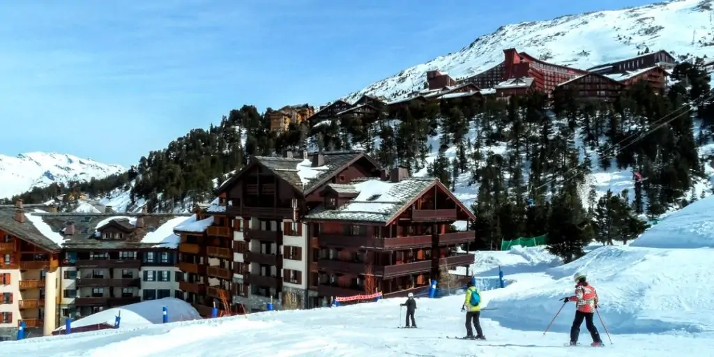 skiing in la plagne france