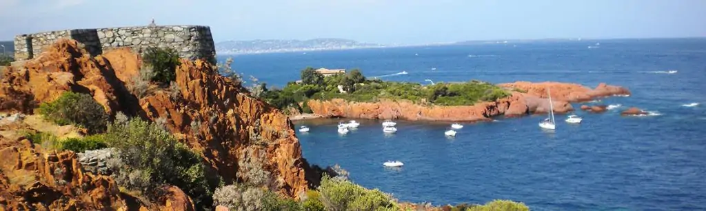 Image of coast in French Riviera