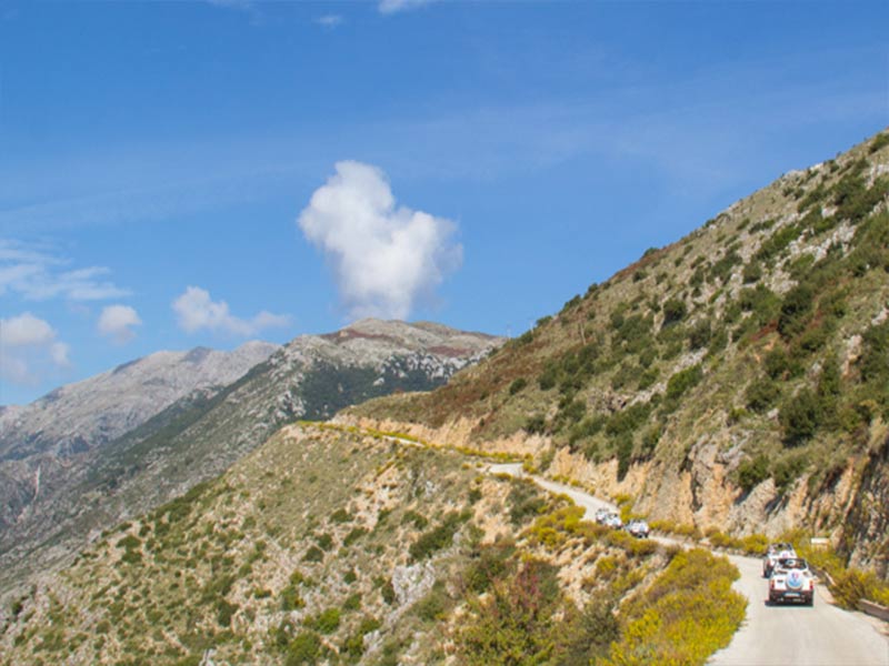 Image of jeep safari to Pilur above Himare