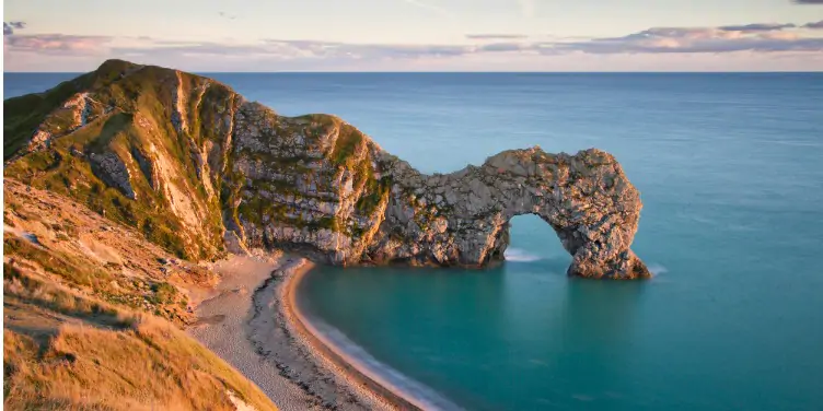 an image of Dorset’s Durdle Door, a key landmark on the Jurassic Coast