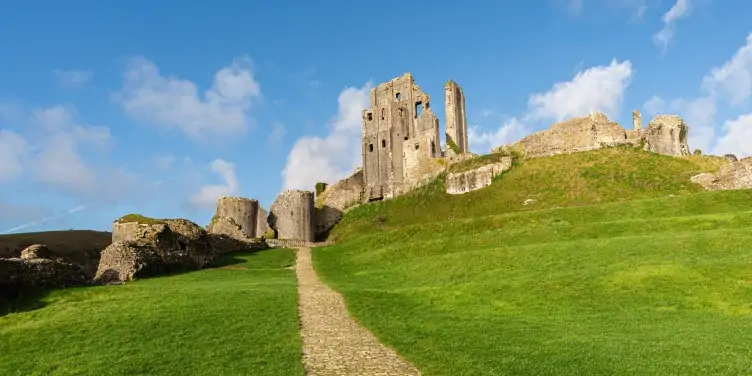 Cobblestone path leading to Corfe Castle