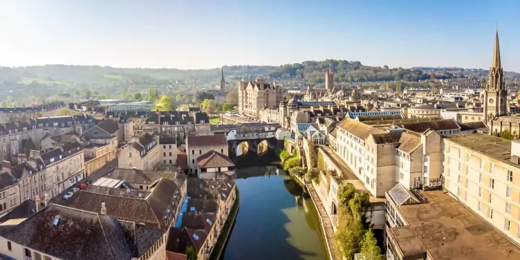 View of Pulteney bridge in Bath, England