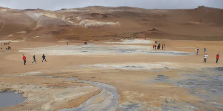 an image of the geothermal landscape in North Iceland 