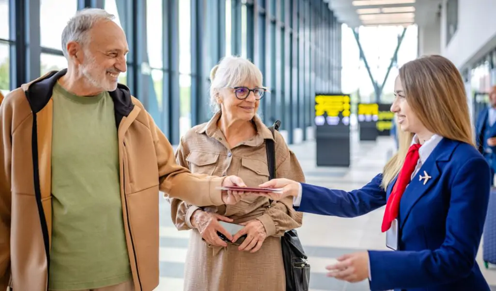 Assistance to two senior people at the airport